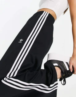 Adidas Originals Relaxed Joggers In