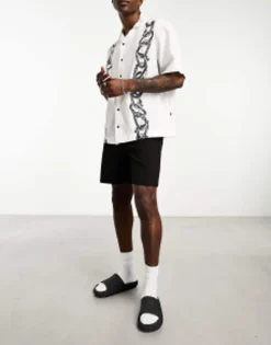 Adpt Twill Wide Fit Shorts In