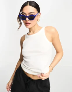 Aire Capricornus Square Sunglasses In