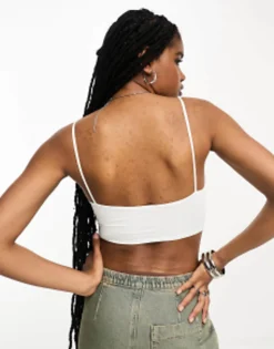 Bershka Slinky V-Neck Cami Top 2 Pack In Red & White