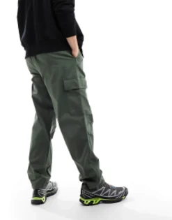 Calvin Klein Jeans Essential Regular Cargo Pants In Dark Green