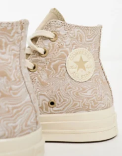 Converse Chuck 70 Hi Trainers With Swirl Print In Beige