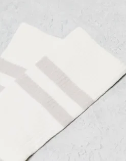 Design 2 Pack Sport Socks In