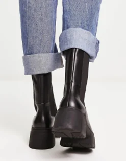 Design Adelphi Premium Leather Chelsea Boots In Black