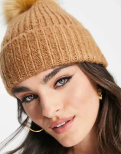 Design Beanie In With Tonal Faux Fur Pom