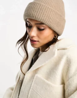 Design Chunky Double Roll Beanie In Biscuit
