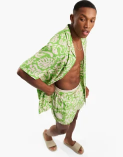 Design Co-Ord In Green Tropical Print