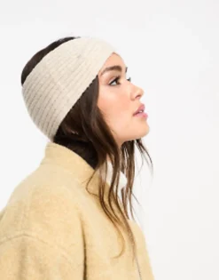 Design Cross Over Knit Headband In Light Oatmeal