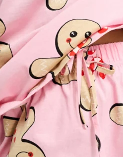 Design Curve Christmas Gingerbread Oversized Tee & Short Pyjama Set In