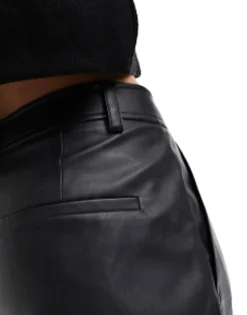 Design Faux Leather Dad Short In