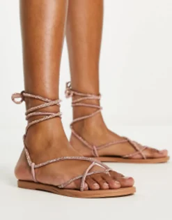 Design Faye Leather Embellished Flat Sandals In
