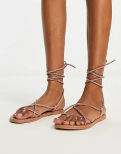 Design Faye Leather Embellished Flat Sandals In
