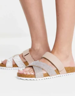 Design Fiery Cross Strap Flat Sandals With Diamante In Pink