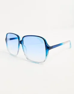 Design Fine Frame Oversized 70S Sunglasses In Crystal Blue