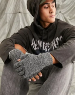 Design Fingerless Gloves In And White