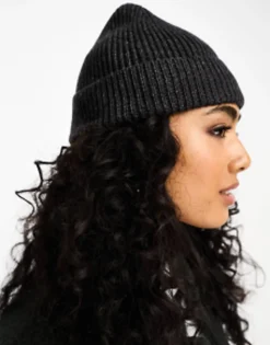Design Fisherman Rib Beanie Hat In Polyester - Grey