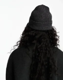 Design Fisherman Rib Beanie Hat In Polyester - Grey