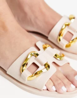 Design Fleur Chain Jelly Flat Sandal In