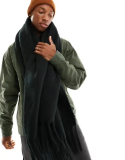Design Fluffy Blanket Scarf In