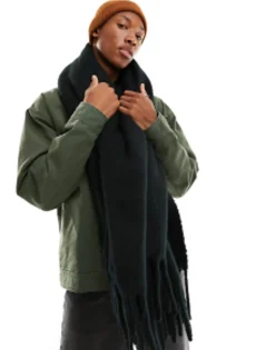 Design Fluffy Blanket Scarf In
