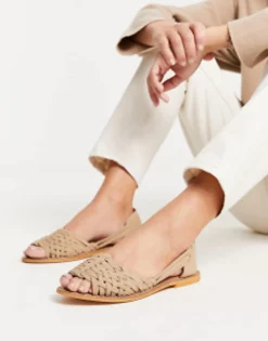 Design Francis Leather Woven Flat Sandals In