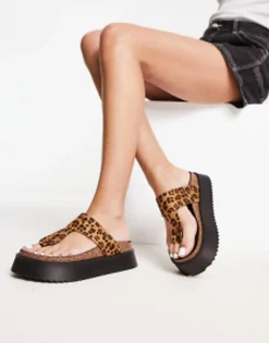 Design Freefall Toe Post Footbed In