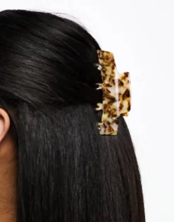 Design Hair Clip Claw With Double Prongs In Pale Tort