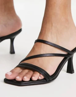 Design Hartley Strappy Mid Sandal Heeled Mules In