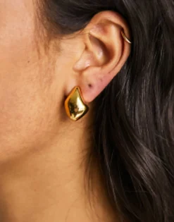 Design 14K Plated Earrings With Molten Stud Design