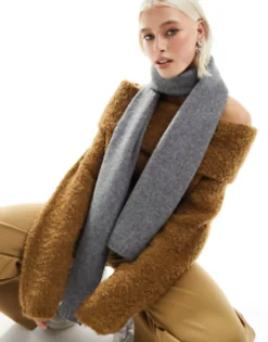 Design Knit Scarf In Wool Mix In Grey