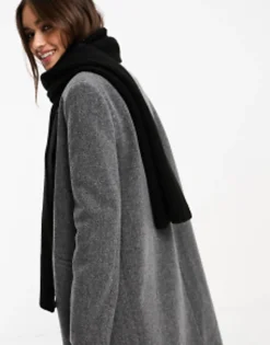 Design Knitted Scarf In