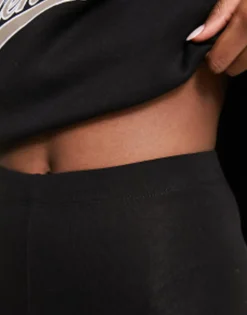 Design Leggings In