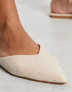 Design Luna Pointed Ballet Mules In