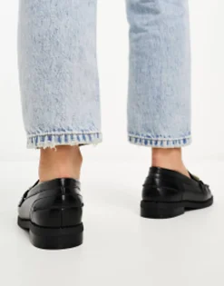 Design Melodic Slim Loafer With Chain In