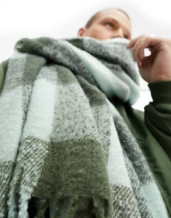 Design Oversized Fluffy Scarf In Green Check