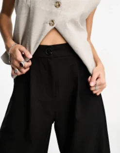 Design Petite Relaxed Dad Trouser In