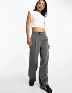 Design Petite Relaxed Dad Trouser In