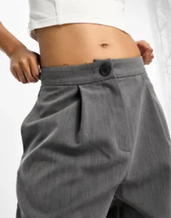 Design Petite Relaxed Dad Trouser In