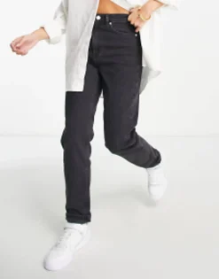 Design Petite Slim Mom Jeans In