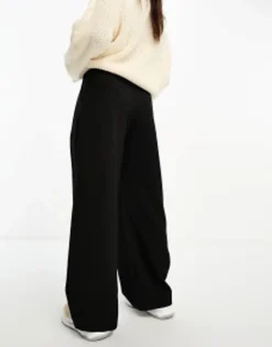 Design Petite Wide Leg Trouser In