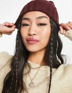 Design Polyester Cable Knit Beanie In