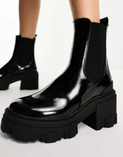 Design Reality Chunky Mid-Heeled Chelsea Boots In
