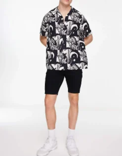 Design Skinny Regular Length Denim Shorts In
