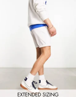 Design Slim Chino Shorts In Mid Length In