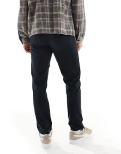 Design Slim Chinos In