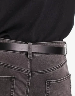 Design Smart Faux Leather Skinny Belt With Silver Buckle In