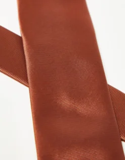 Design Standard Tie And Pocket Square In Light