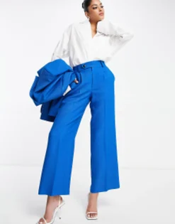 Design Suit In Blue