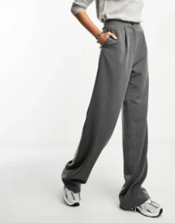 Design Tall Relaxed Dad Trouser In