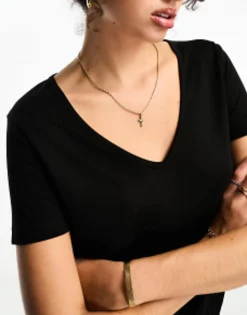 Design Tall Relaxed V Neck T-Shirt In